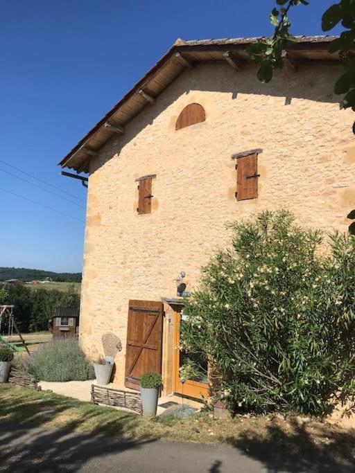 Truffe « Le Vieux Hangar » Gite A La Ferme מראה חיצוני תמונה